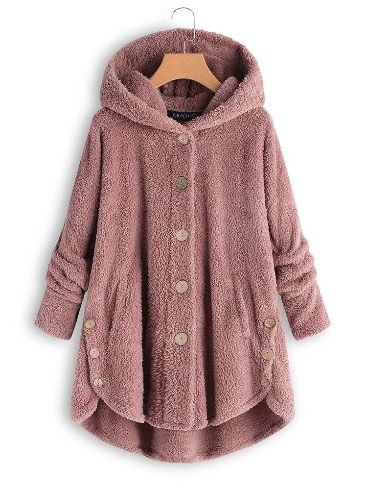 Lara | Damen Wintermantel aus Flausch mit Kapuze und Knöpfen