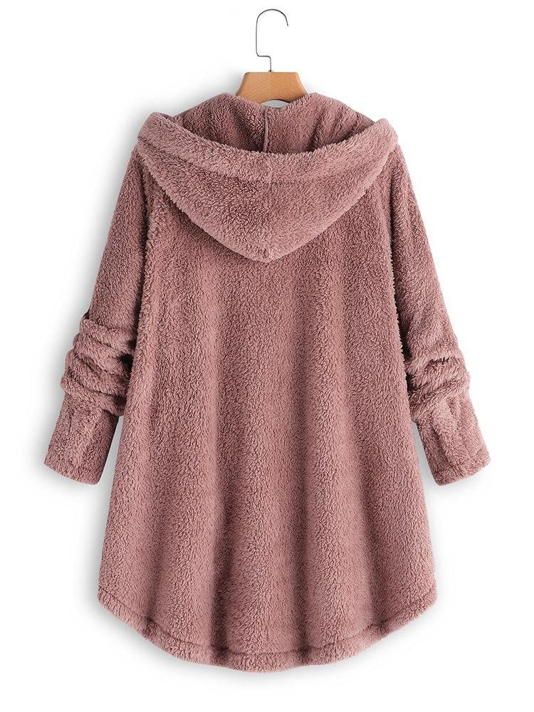Lara | Damen Wintermantel aus Flausch mit Kapuze und Knöpfen