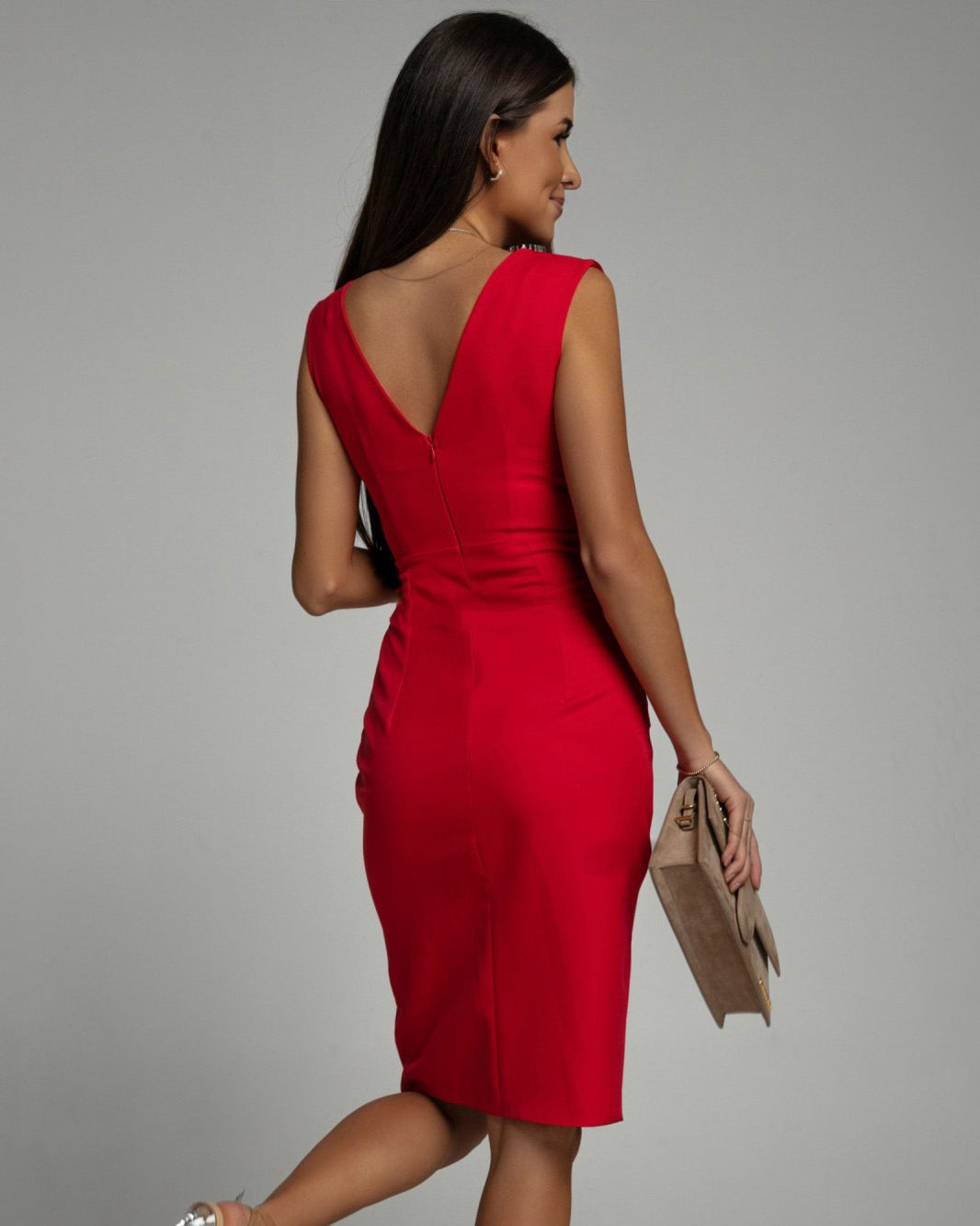 Yvonne | Elegantes Kleid mit V-Ausschnitt & Schlitz
