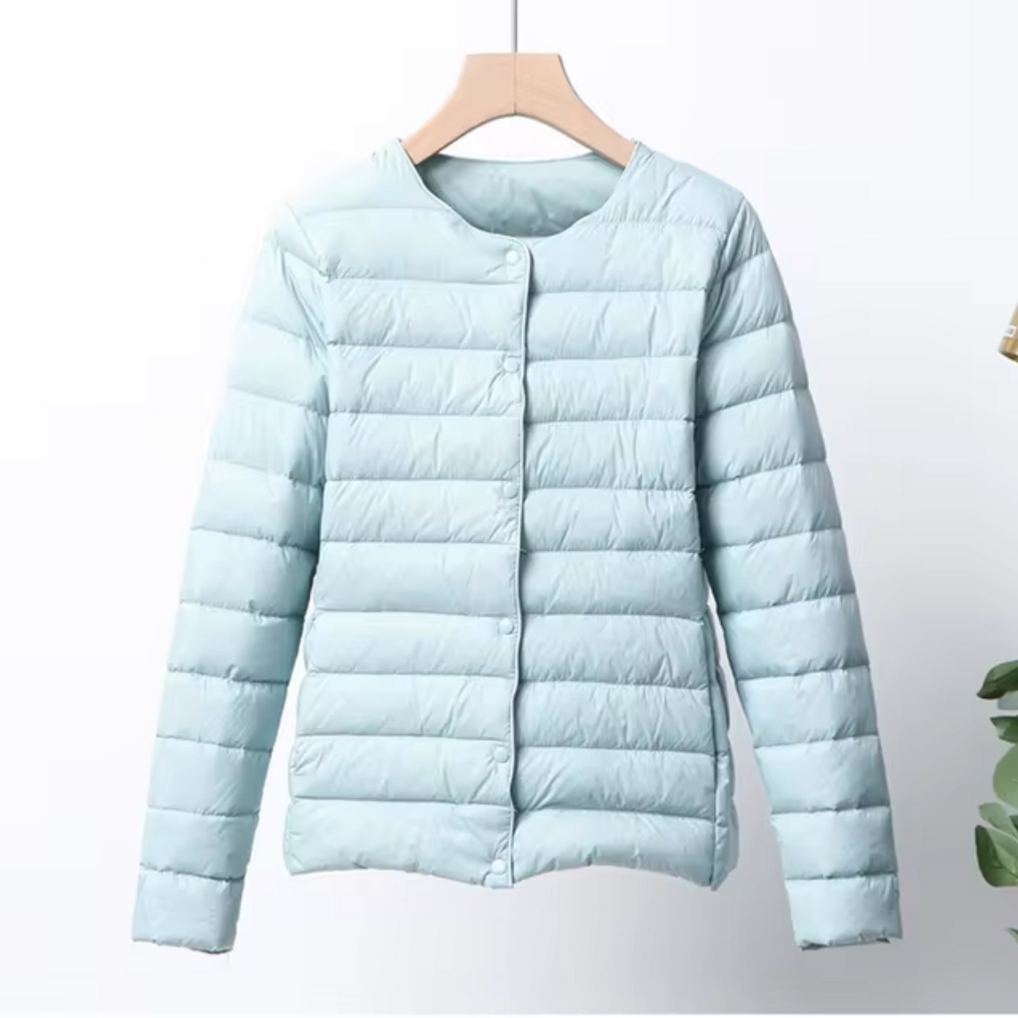 Lara | Damen Ultra Leichte Steppjacke mit Druckknöpfen