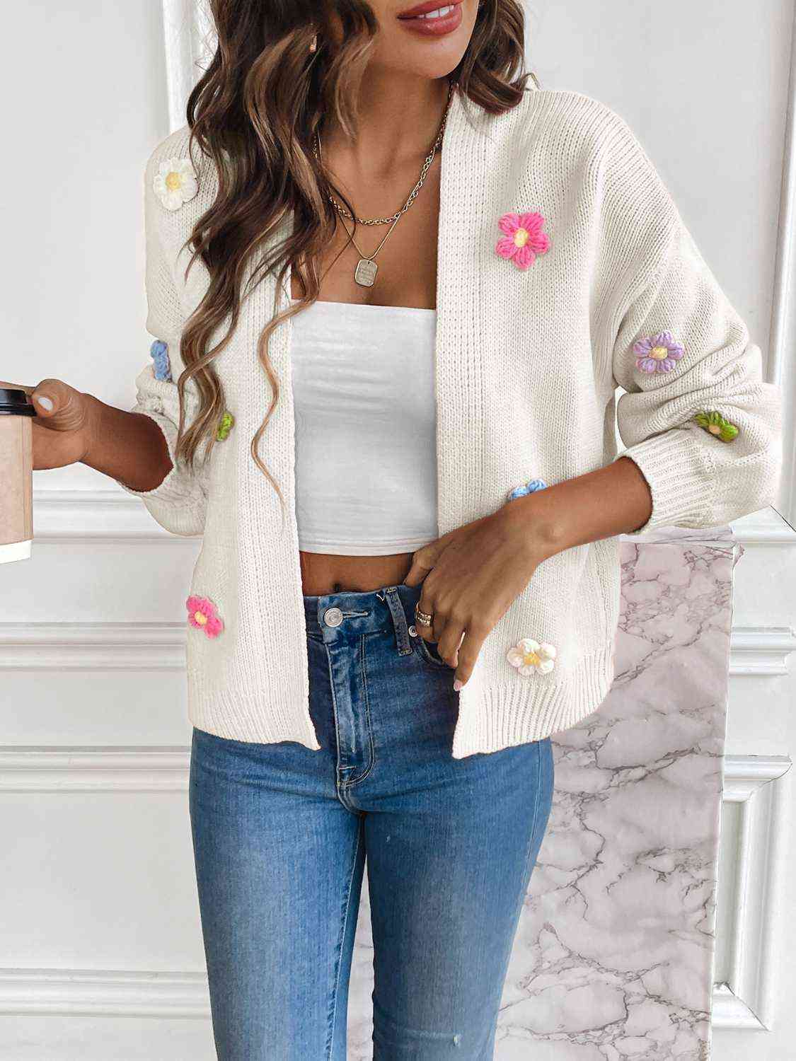 Michaela | Damen Winter-Cardigan mit Blumenstickerei
