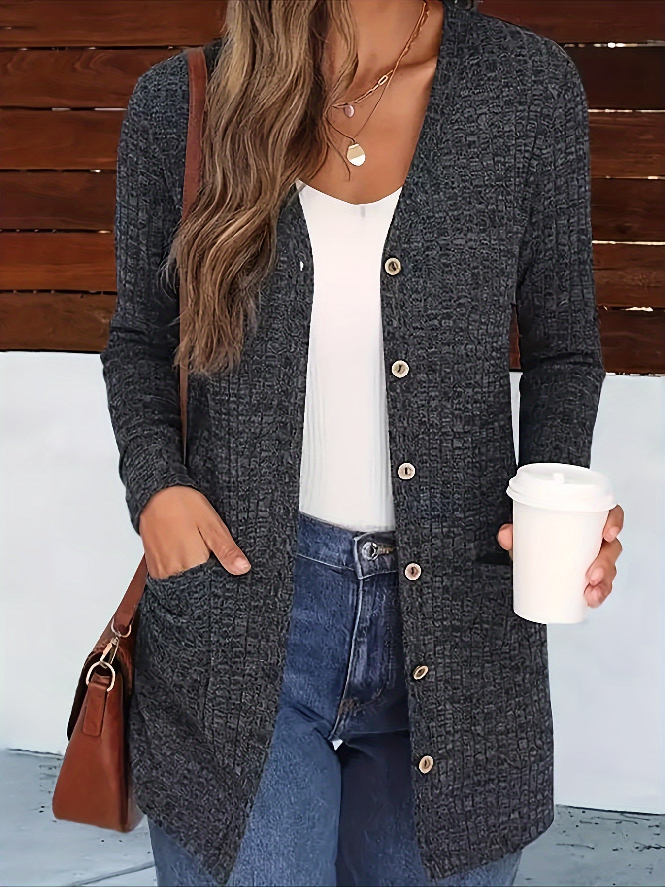 Greta | Damen Winterstrickjacke mit Knöpfen