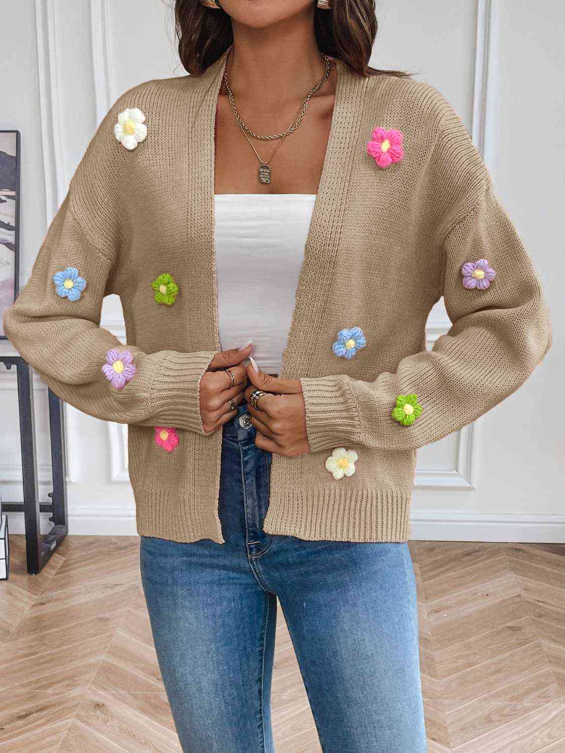 Michaela | Damen Winter-Cardigan mit Blumenstickerei