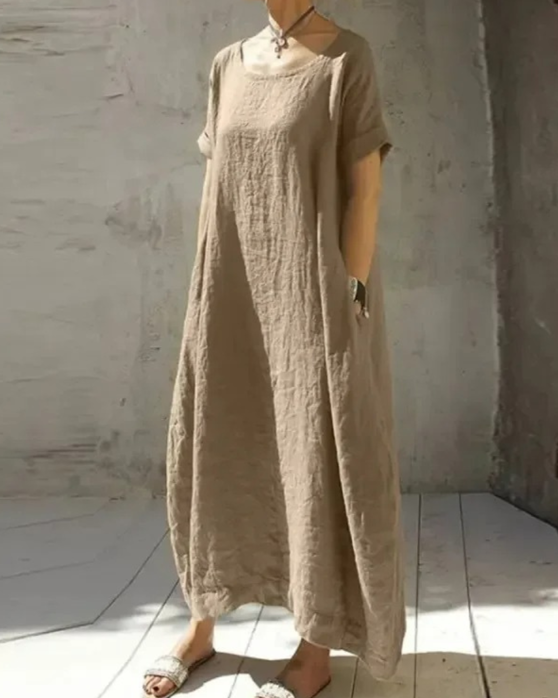 Lara | Weites Damenkleid mit Taschen