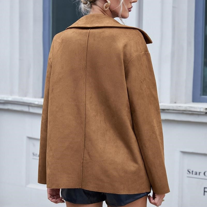 Beatrice | Elegante Wildlederjacke mit Knöpfen