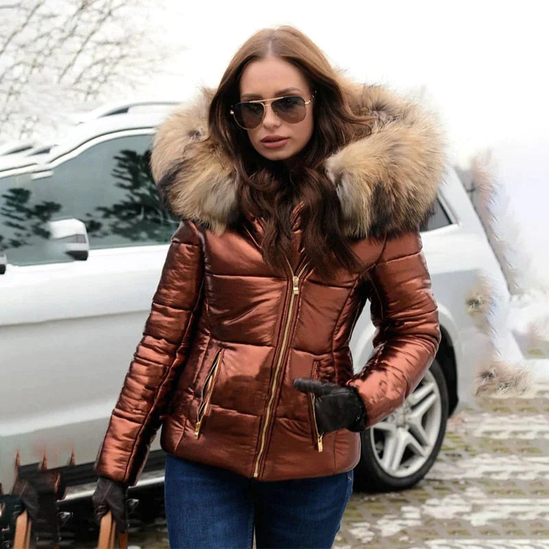 Helga | Damen Winter-Steppjacke mit Kapuze und Kunstfell