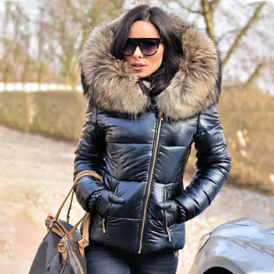Helga | Damen Winter-Steppjacke mit Kapuze und Kunstfell