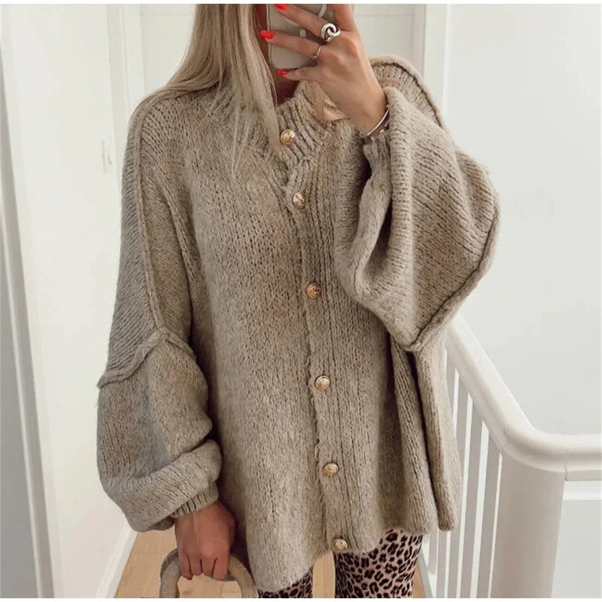 Edith | Damen Winter Strickjacke mit Knöpfen