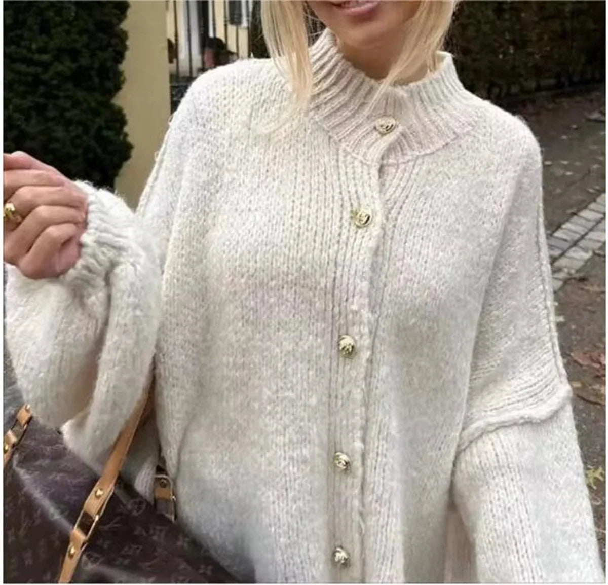 Edith | Damen Winter Strickjacke mit Knöpfen