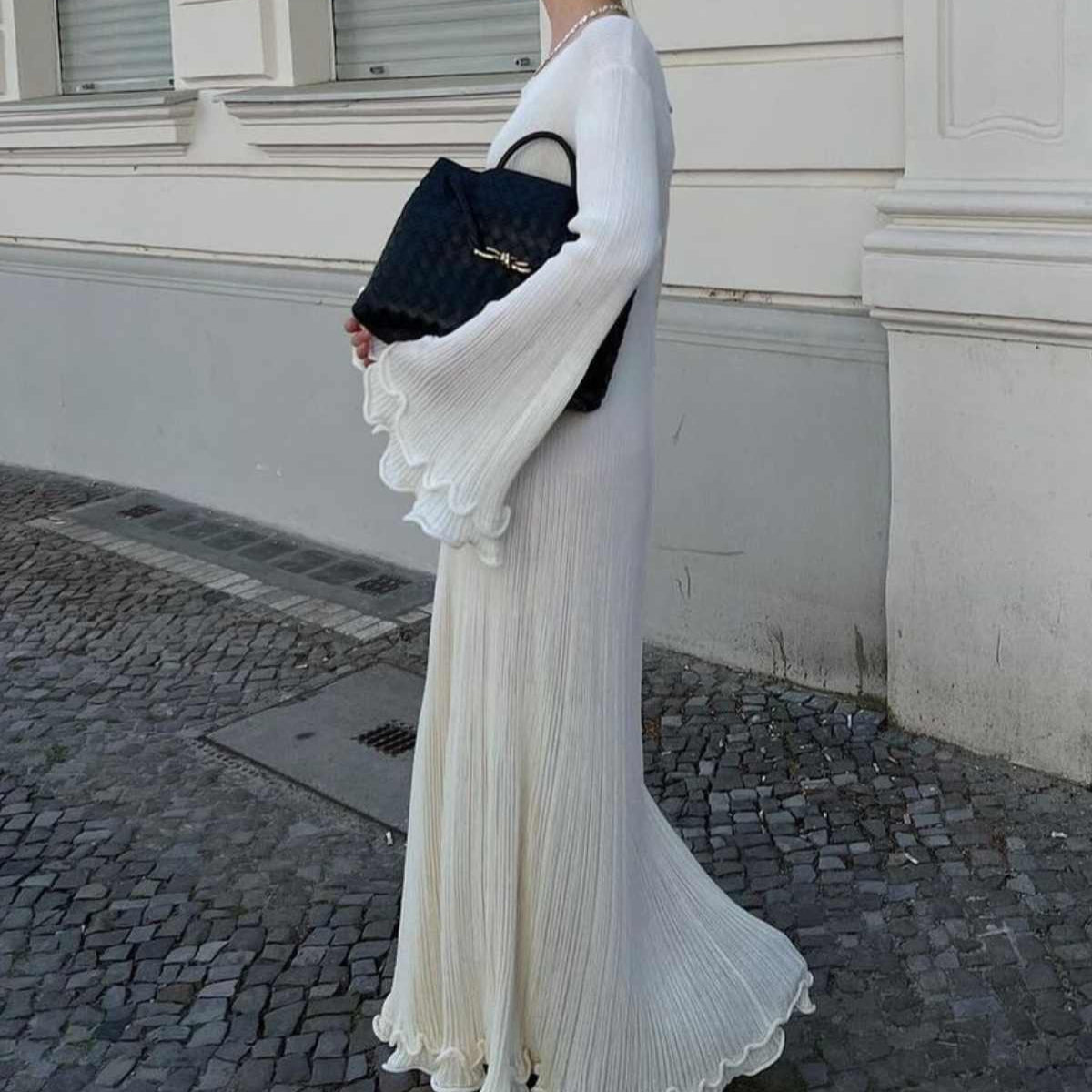 Johanna | Lange Rippkleid mit Trompetärmeln Damen