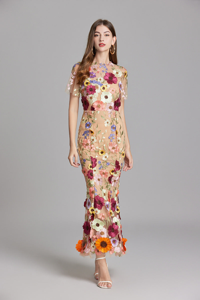 Lara | Elegantes Blumenkleid aus Mesh