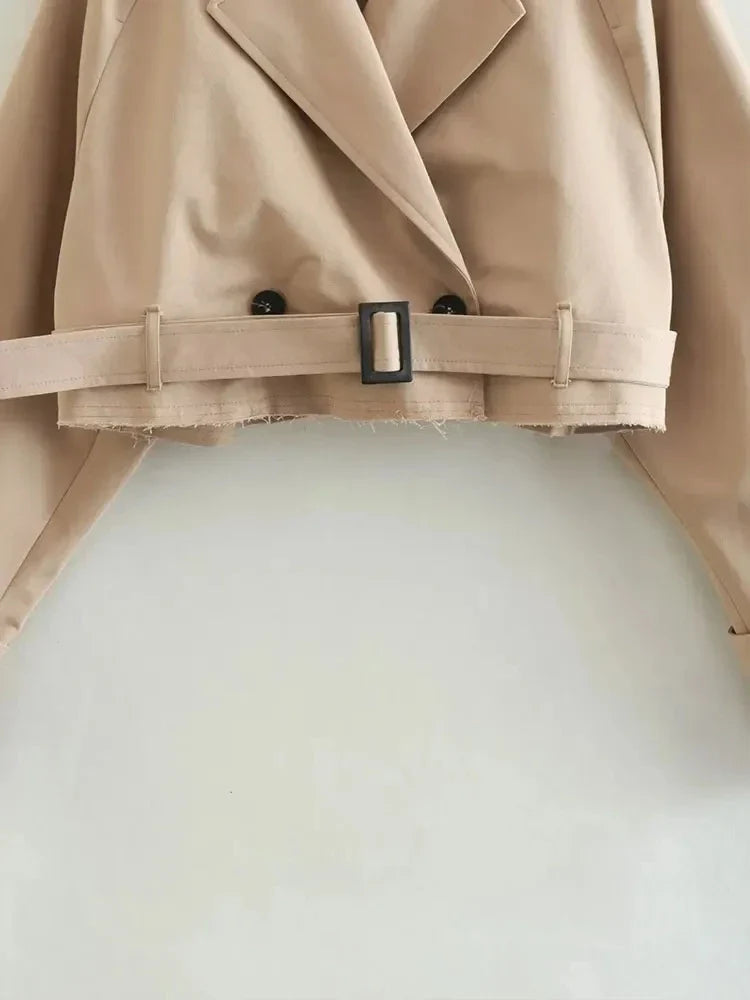 Greta | Frauen Winter-Cropped-Jacke mit Gürtel