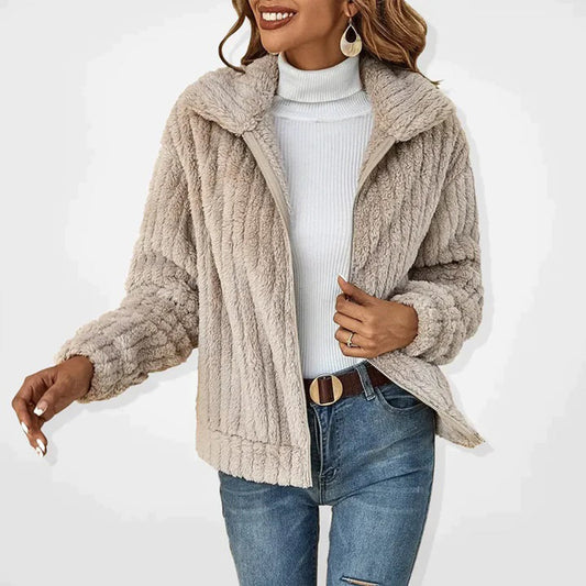 Karin | Stylische Flauschige Jacke Für Damen