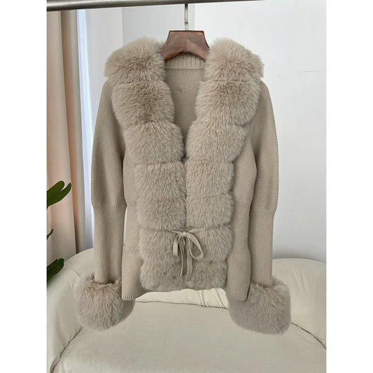 Edith | Damen Cardigan mit Kunstpelzbesatz und Bindegürtel