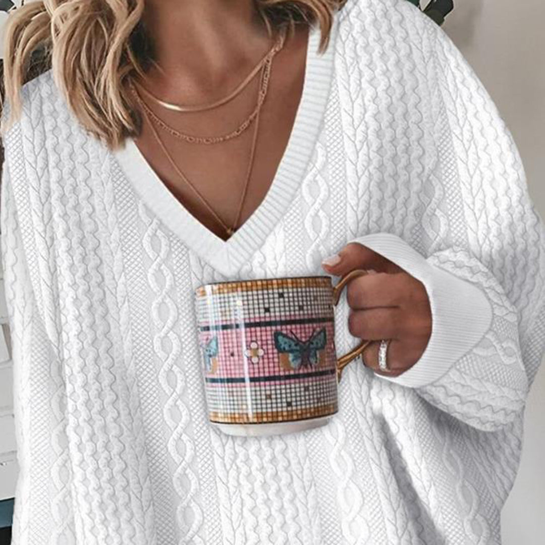 Emilia | Damen Winterpullover mit Zopfmuster und V-Ausschnitt