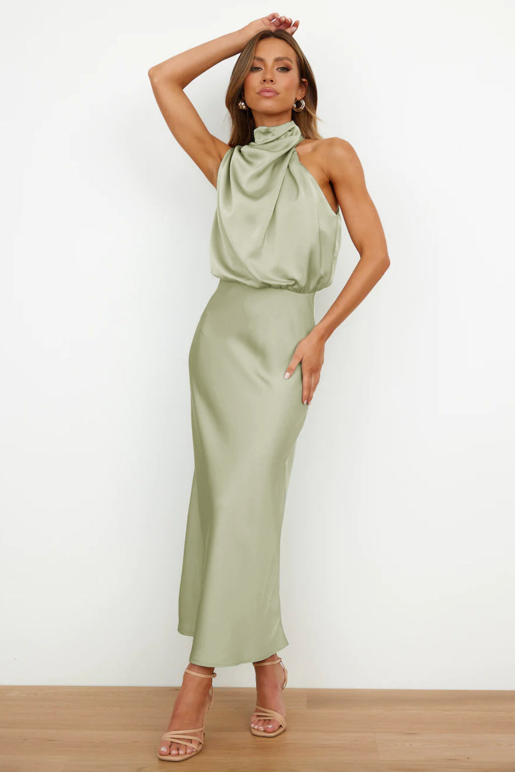 Claudia | Elegantes Halterneck Satin Kleid