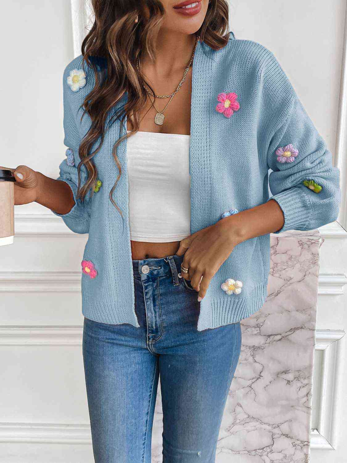 Michaela | Damen Winter-Cardigan mit Blumenstickerei