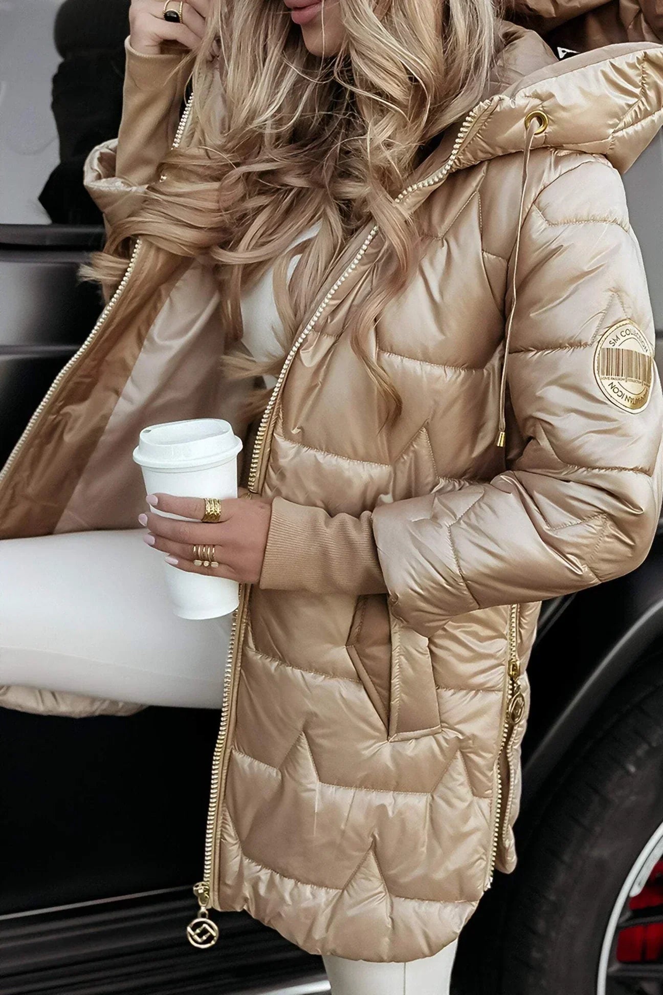 Savrani™ | Eleganter Wintermantel mit Kapuze und Wattierung