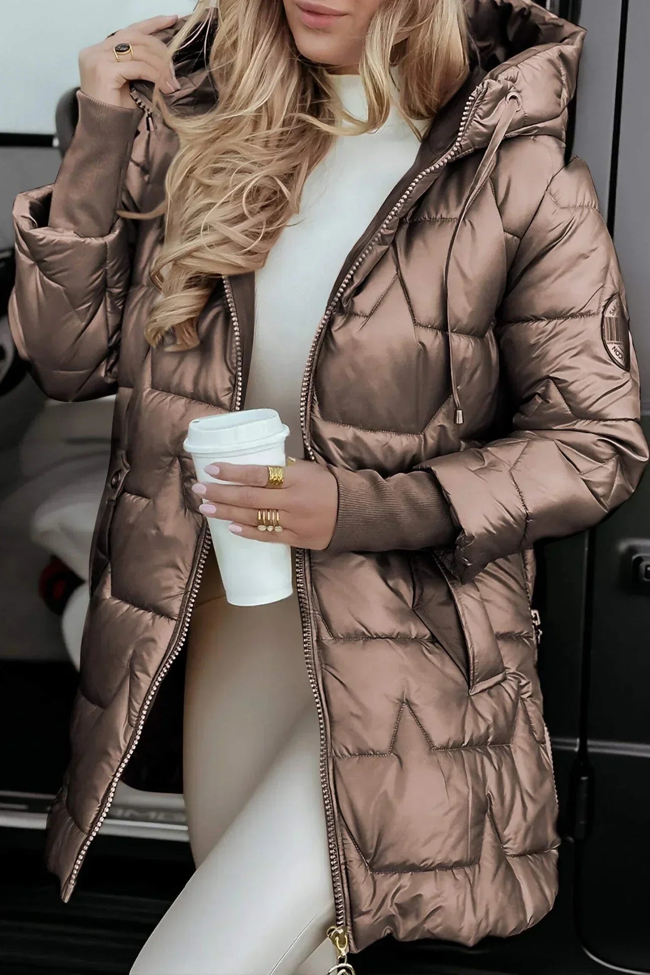 Savrani™ | Eleganter Wintermantel mit Kapuze und Wattierung
