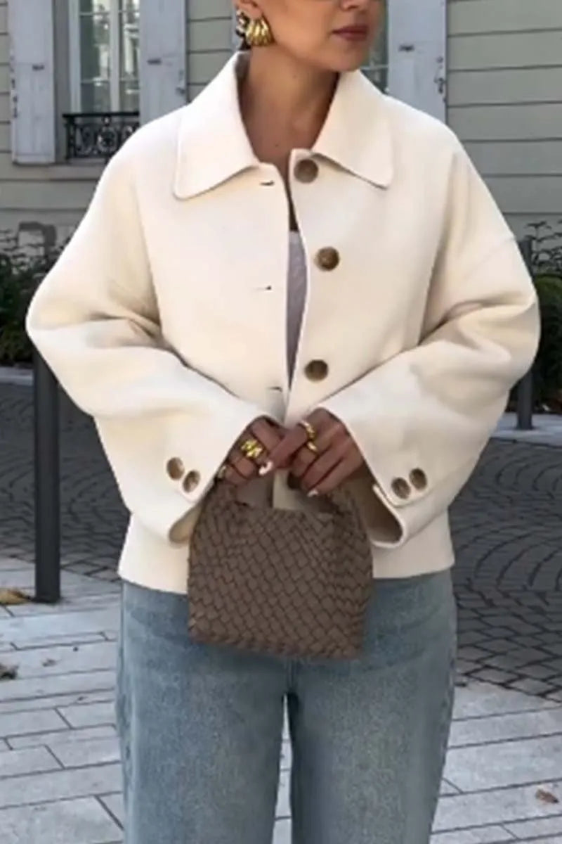 Lena | Damen Kurze Knopfjacke mit Breitem Kragen