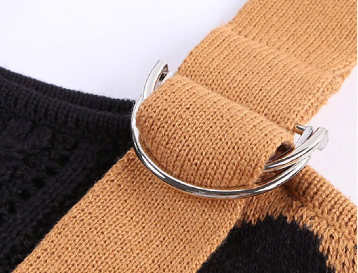 Felicia | Damen Winter-Strickpullover mit Off-Shoulder und Schnalle