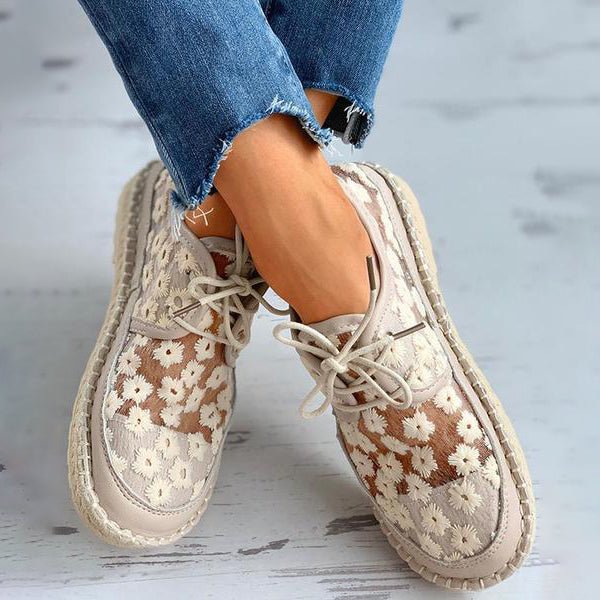 Rita | Luftige Schuhe mit Blumendesign