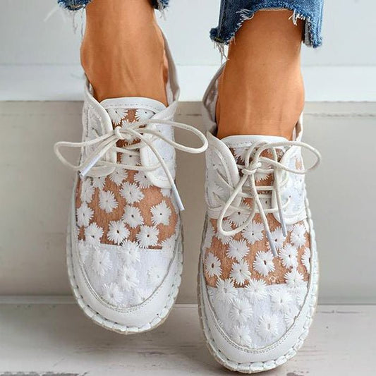 Rita | Luftige Schuhe mit Blumendesign