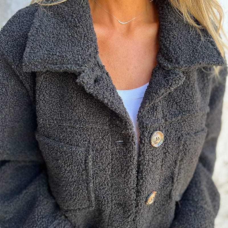 Verena | Stylische Taillierte Jacke mit Knöpfen
